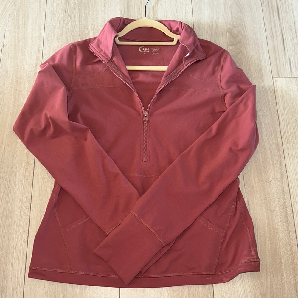 ZYIA Rust Red Women's Sweatshirt